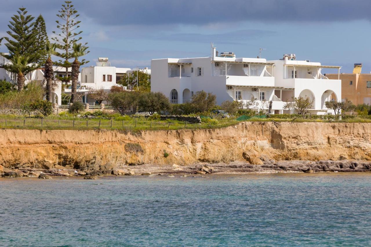 La Mer Seaside Apartments Drios Exteriör bild